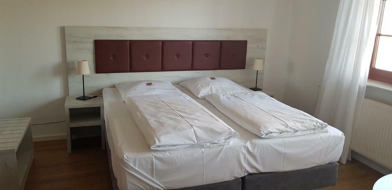 Hotel & Restaurant Lindengarten Lubben Ngoại thất bức ảnh